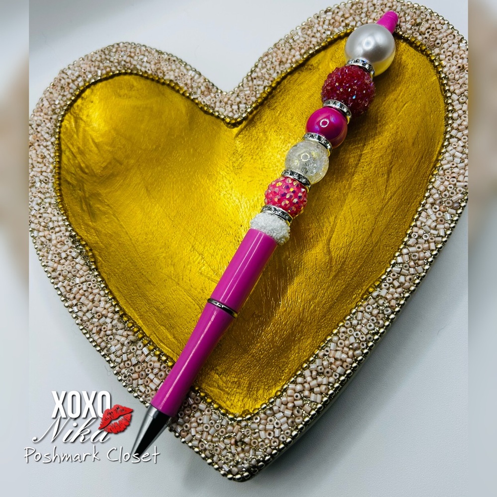 ”Pink Glam” Handmade Beaded Pen🖋️